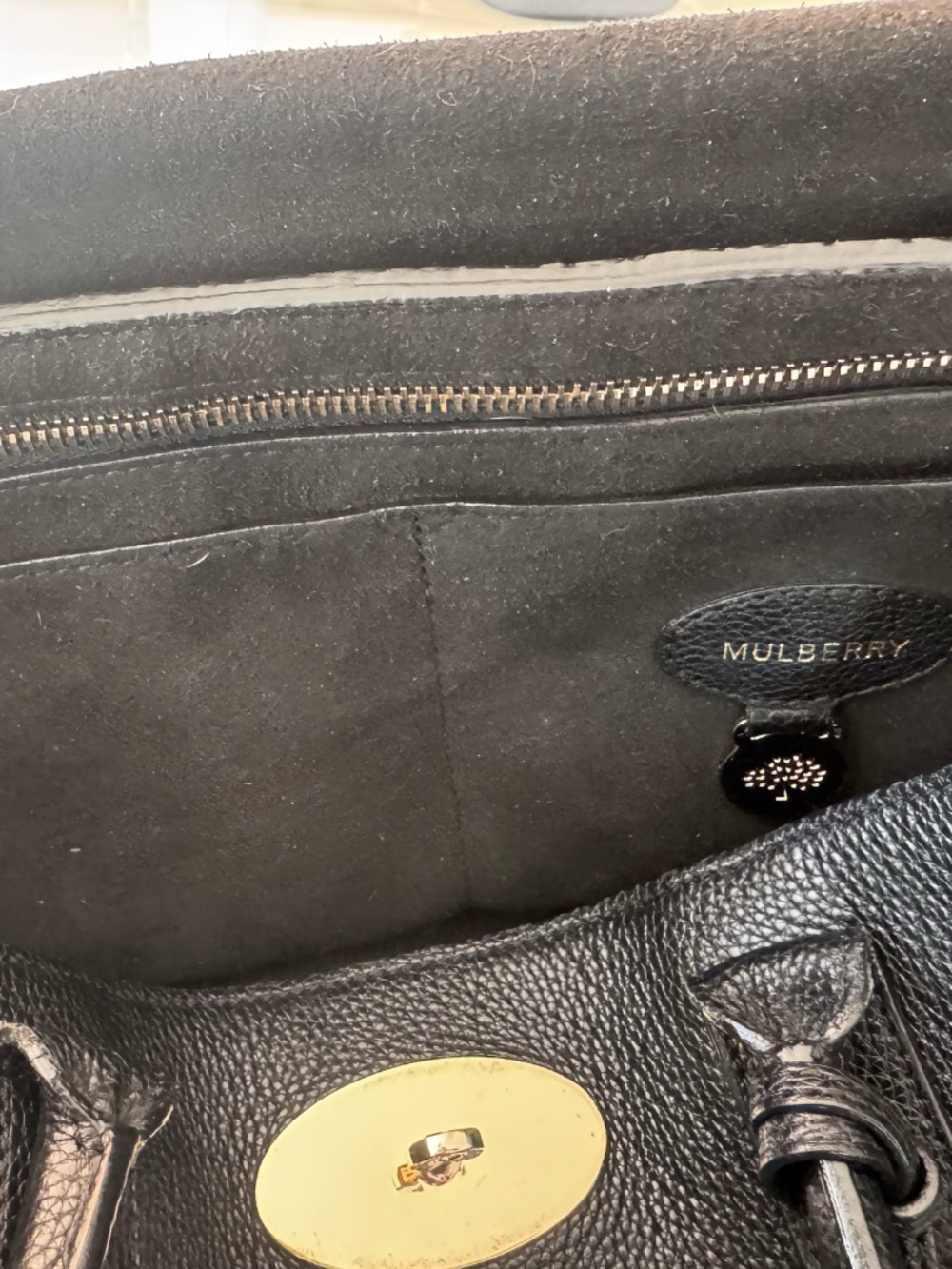 Mulberry Bayswater, Black Pebbled Leather Bag with Gold Hardware - Picture 6 of 12